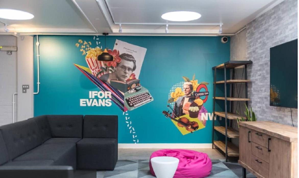 Ifor Evans Hall, Camden London Bagian luar foto