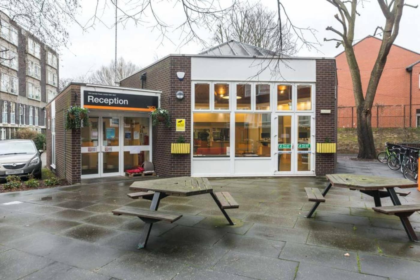 Ifor Evans Hall, Camden London Bagian luar foto